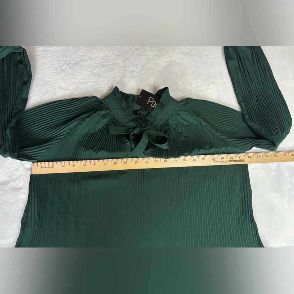 New Papillon Blanc Blouse Dark Green Emerald Top Long sleeve Pleated Size XS - Picture 4 of 11
